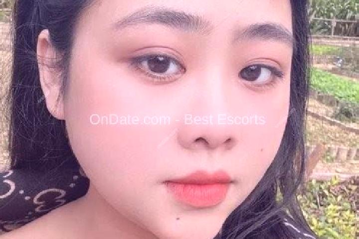 Escorts Ap Mot, Vietnam — Local Companions