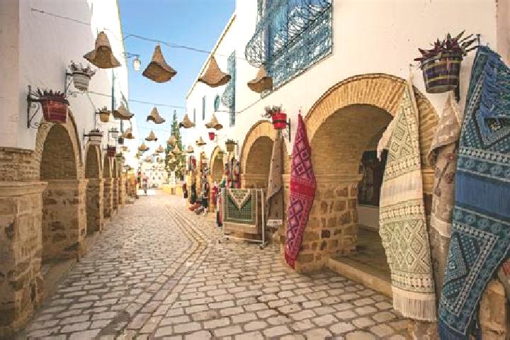Escorts Ar Rudayyif, Tunisia — Local Companions