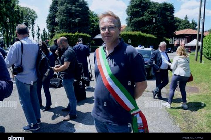Escorts Arcore, Italy — Local Companions