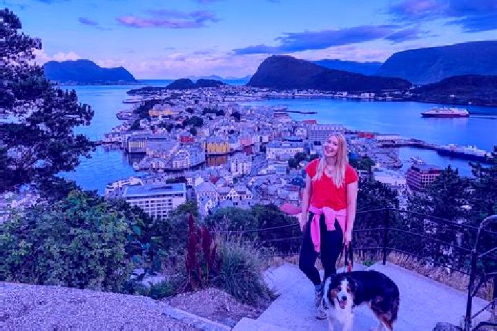 Escorts Ardalstangen, Norway — Local Companions