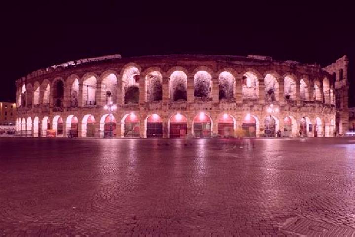 Escorts Arena, Italy — Local Companions