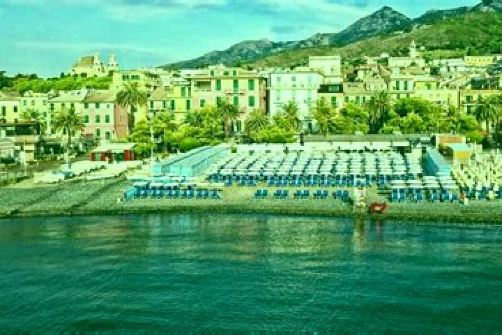 Escorts Arenzano, Italy — Local Companions