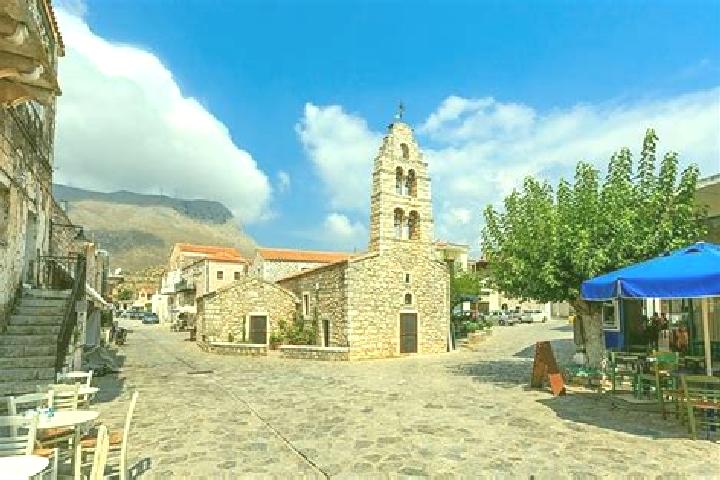 Escorts Areopoli, Greece — Local Companions