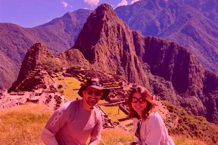 Escorts Arirahua, Peru — Local Companions