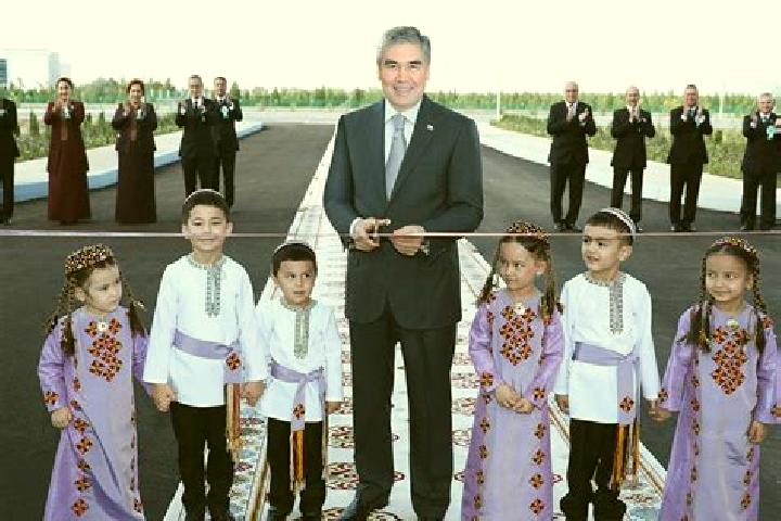 Escorts Arkadag, Turkmenistan — Local Companions