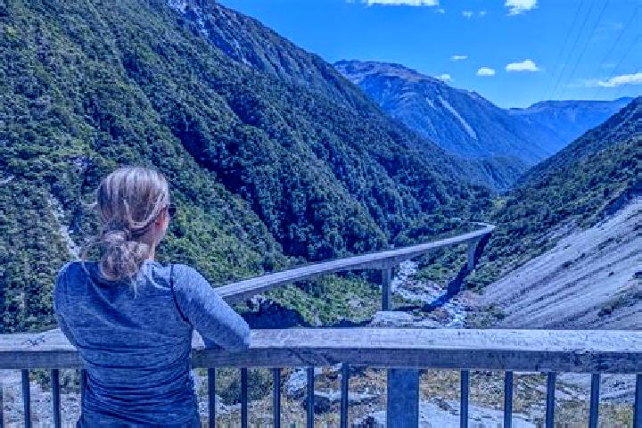 Escorts Arthur s Pass, New Zealand — Local Companions