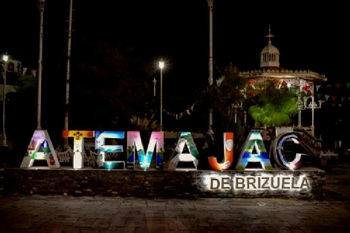 Escorts Atemajac de Brizuela, Mexico — Local Companions
