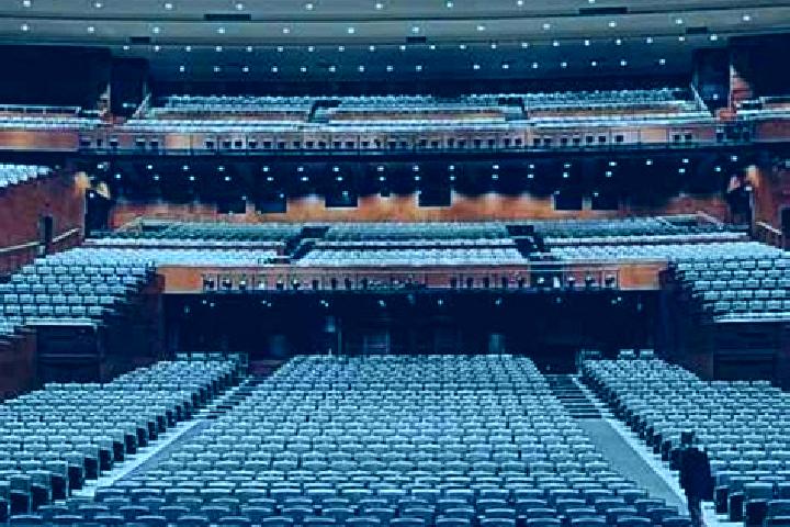 Escorts Auditorium, Canada — Local Companions