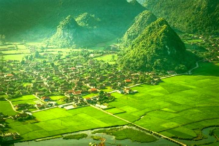Escorts Bac Son, Vietnam — Local Companions