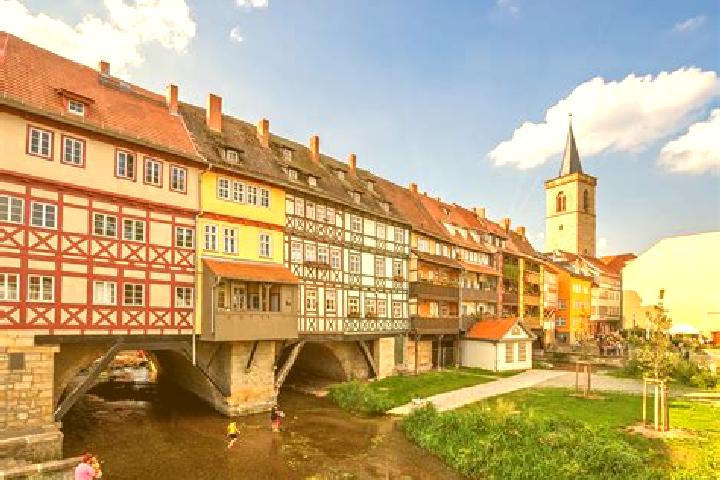 Escorts Bad Sulza, Germany — Local Companions