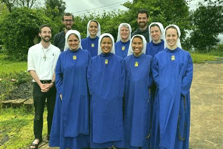 Escorts Badens, France — Local Companions