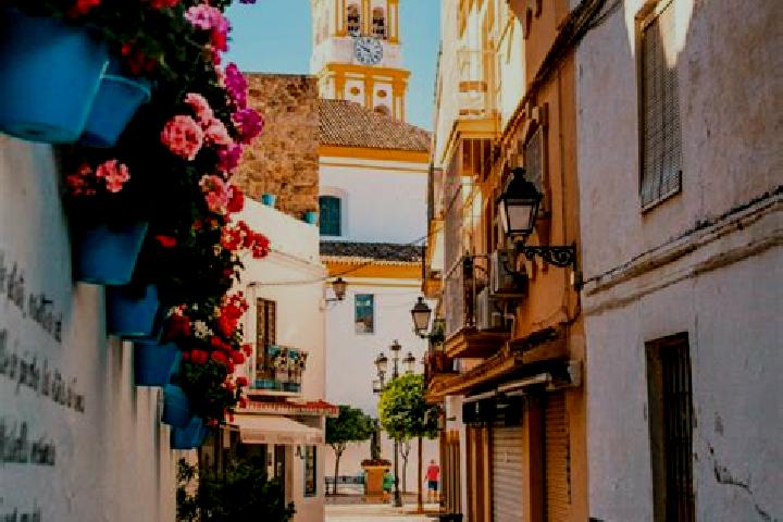 Escorts Baells, Spain — Local Companions