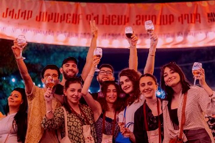 Escorts Baghramyan, Armenia — Local Companions