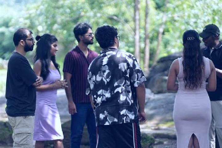 Escorts Bamhni, India — Local Companions