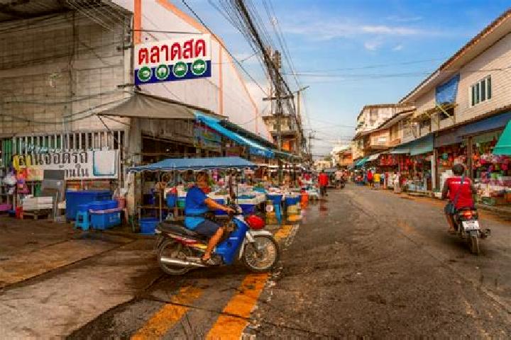 Escorts Ban Phe, Thailand — Local Companions