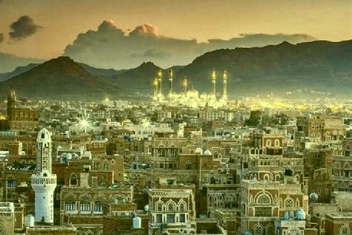 Escorts Baqim as Suq, Yemen — Local Companions