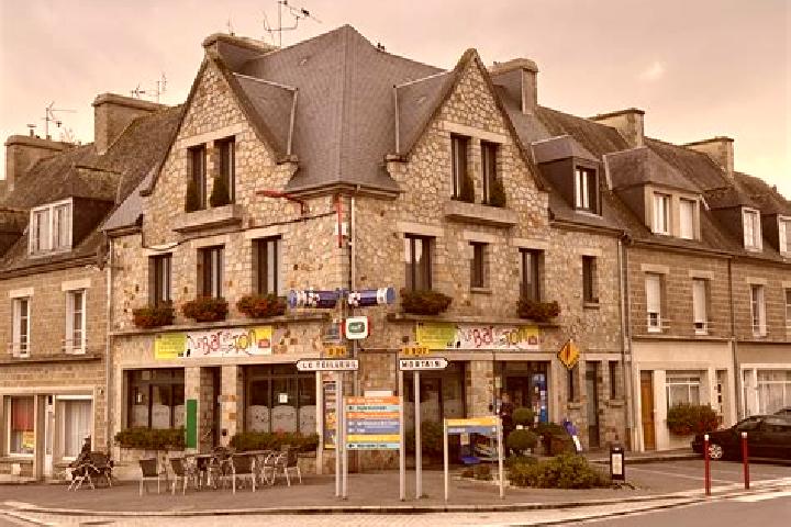 Escorts Barenton, France — Local Companions