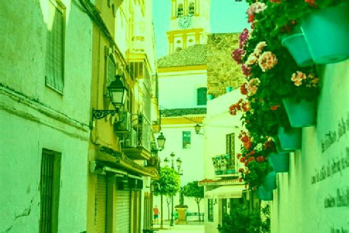 Escorts Bareyo, Spain — Local Companions