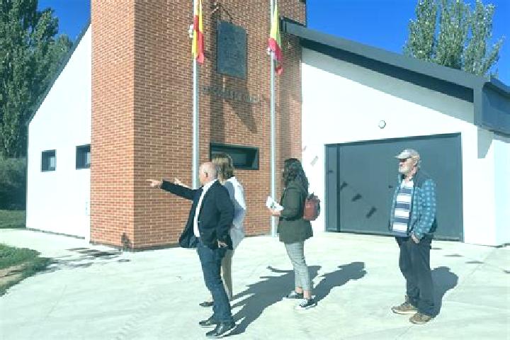 Escorts Bascones de Ojeda, Spain — Local Companions