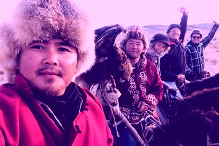 Escorts Bat-Oldziyt, Mongolia — Local Companions
