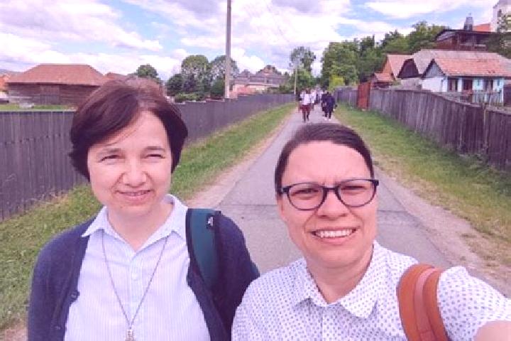 Escorts Bechinesti, Romania — Local Companions