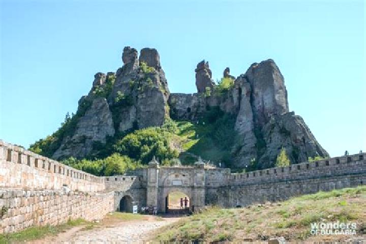 Escorts Belogradchik, Bulgaria — Local Companions