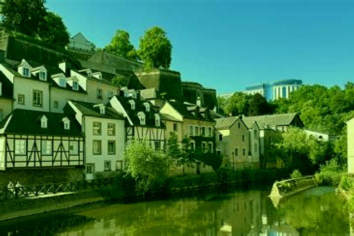 Escorts Berbourg, Luxembourg — Local Companions
