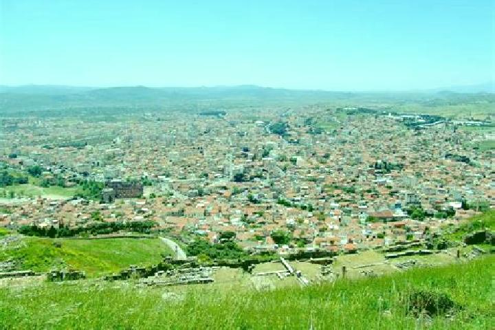 Escorts Bergama, Turkey — Local Companions