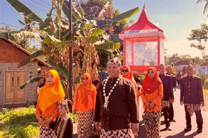 Escorts Besuk Selatan, Indonesia — Local Companions