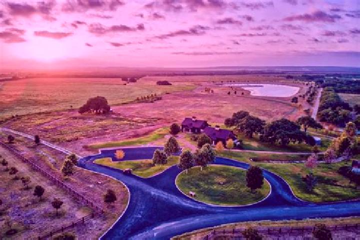 Escorts Bethel Acres, United States — Local Companions