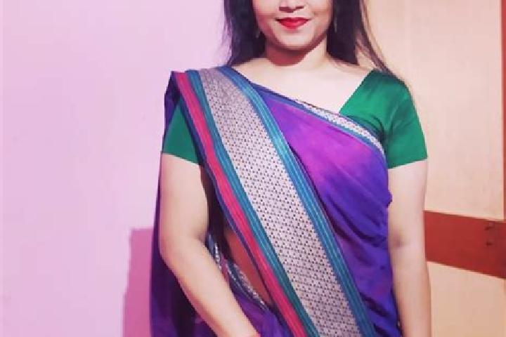 Escorts Bhapur, India — Local Companions