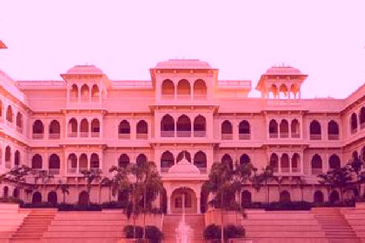 Escorts Bhuwana, India — Local Companions