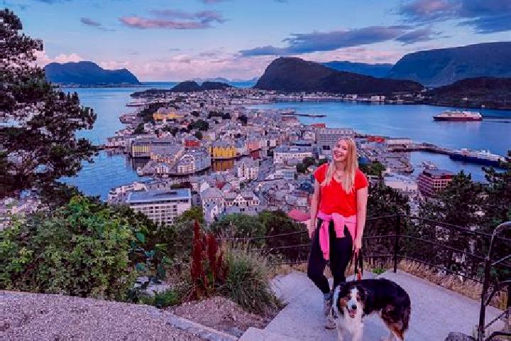 Escorts Birketveit, Norway — Local Companions