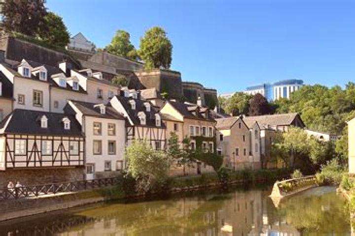 Escorts Bissen, Luxembourg — Local Companions
