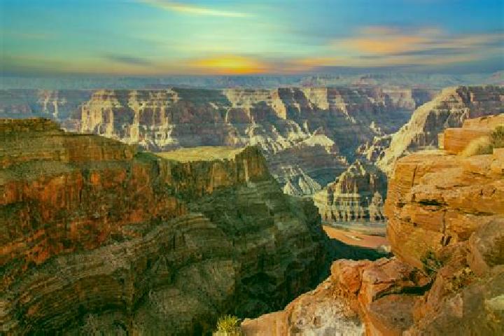 Escorts Black Canyon City, United States — Local Companions