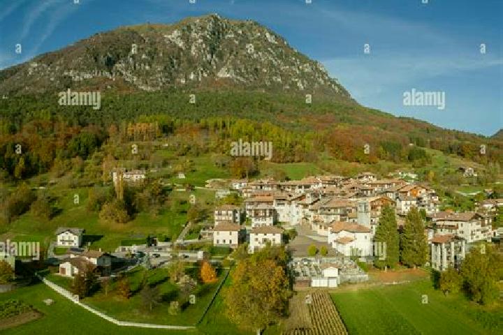 Escorts Bleggio Superiore, Italy — Local Companions
