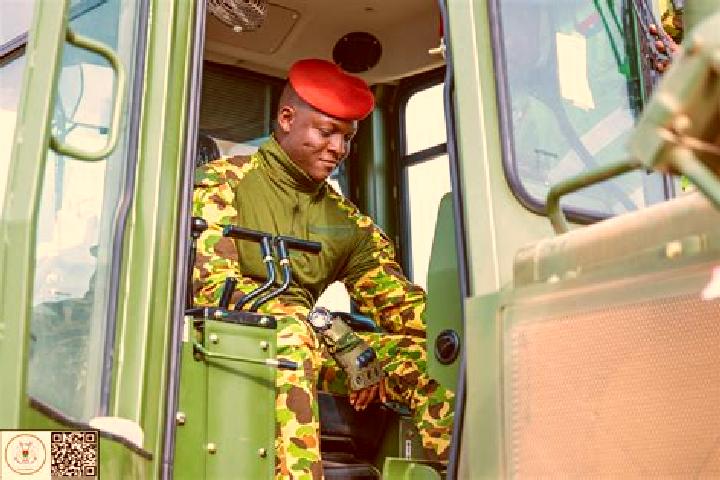 Escorts Bobo-Dioulasso, Burkina Faso — Local Companions