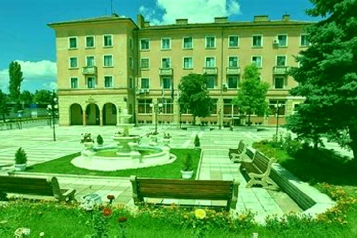 Escorts Bobov Dol, Bulgaria — Local Companions