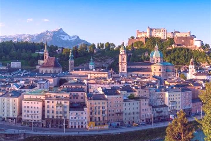 Escorts Boder, Austria — Local Companions