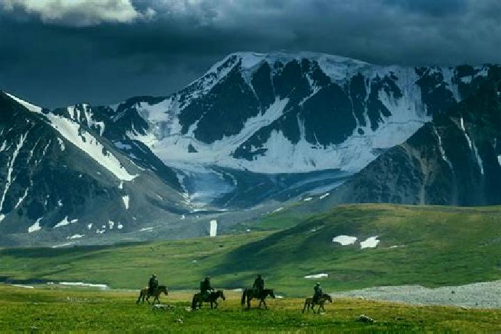 Escorts Bogd, Mongolia — Local Companions