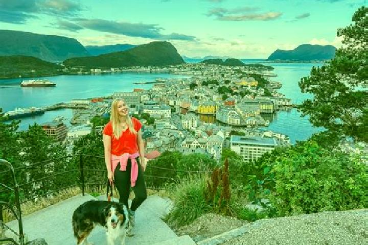 Escorts Bogen, Norway — Local Companions