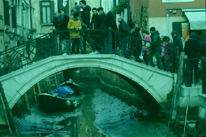 Escorts Bolbeno, Italy — Local Companions