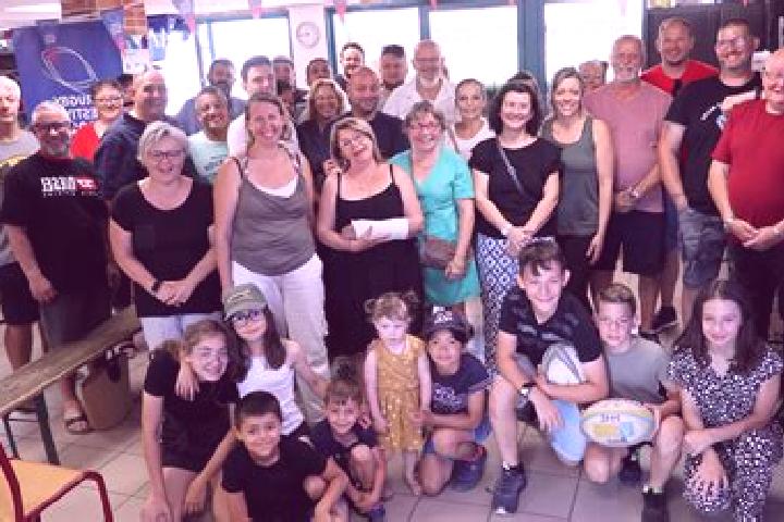 Escorts Bollene, France — Local Companions