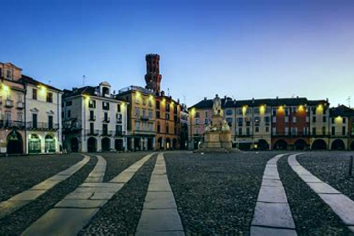 Escorts Borgo Vercelli, Italy — Local Companions
