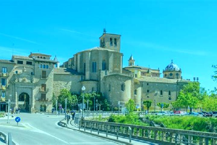 Escorts Borrassa, Spain — Local Companions