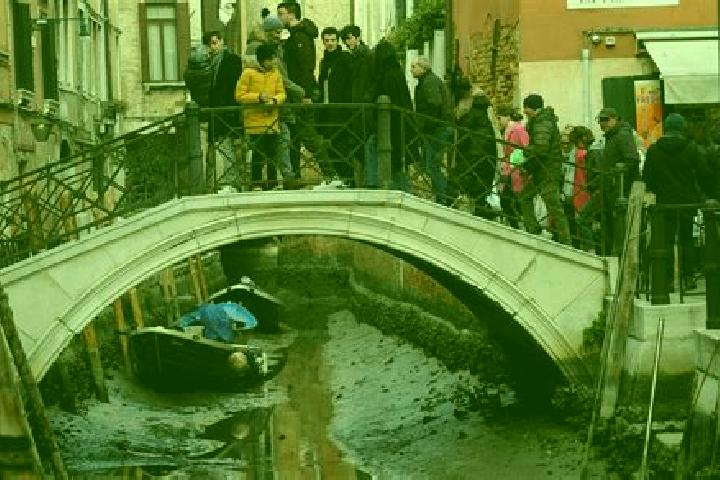 Escorts Bosco-Strisce, Italy — Local Companions
