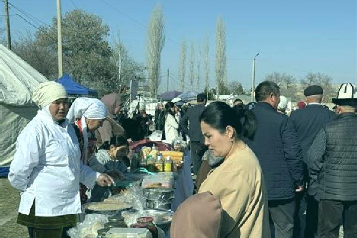 Escorts Bozbulun, Kyrgyzstan — Local Companions