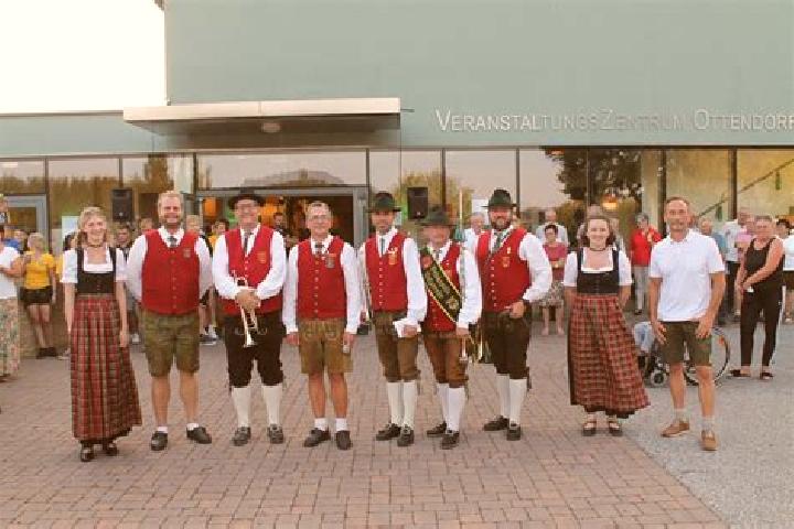 Escorts Breitenfeld an der Rittschein, Austria — Local Companions
