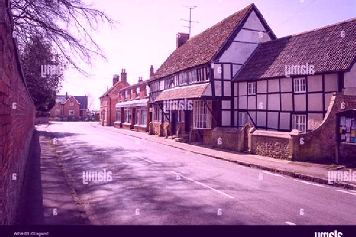 Escorts Bromham, United Kingdom — Local Companions