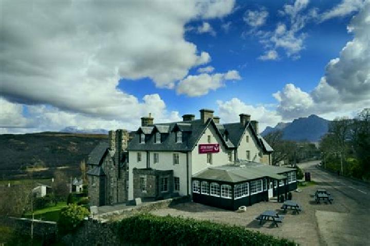 Escorts Brora, United Kingdom — Local Companions